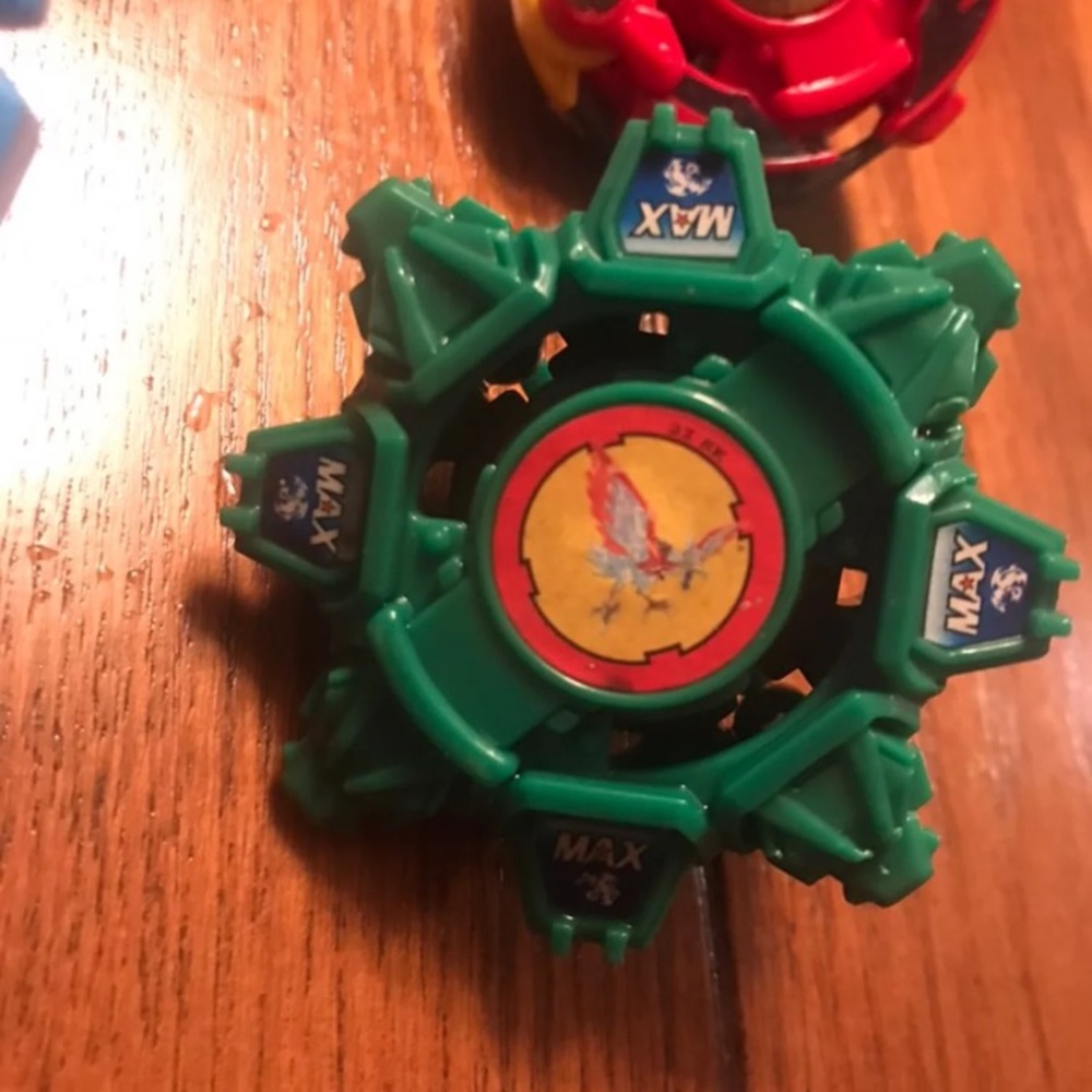 Beyblades - Picture 3 of 5